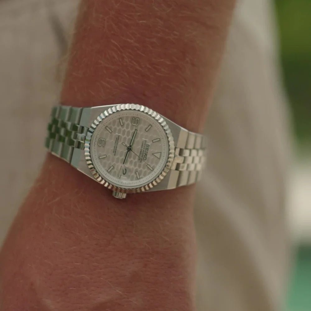 Land Dwelleiko | White - TWTwatches