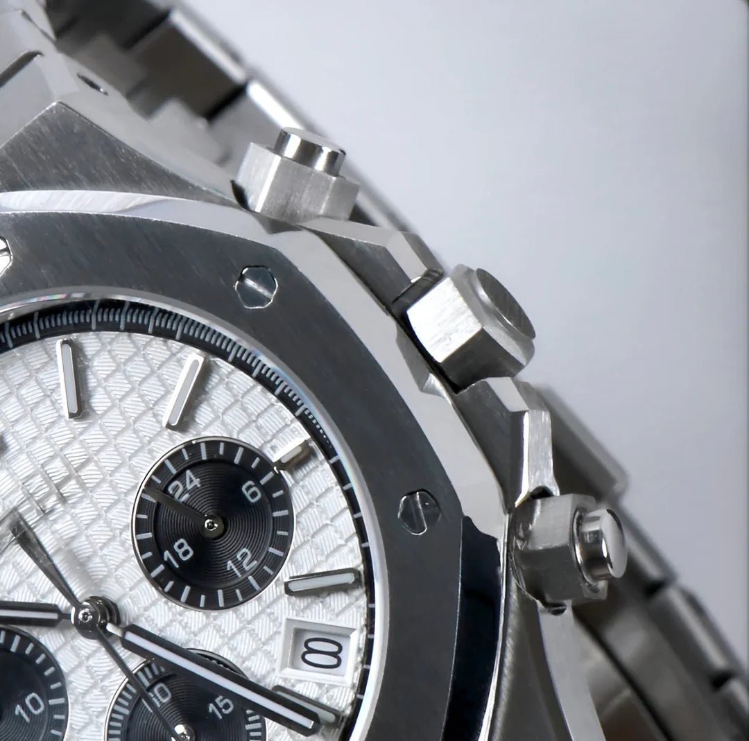 Royal SeiOak Chrono | Panda - TWTwatches